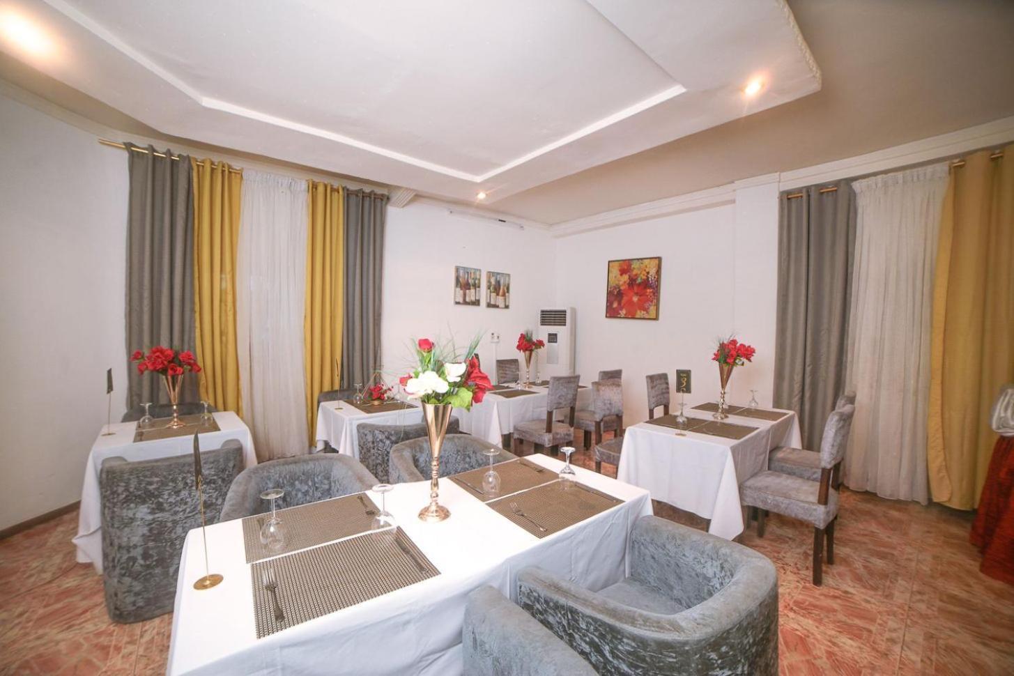 Les Residences De La Providence - Appart Hotel Yaoundé Kültér fotó